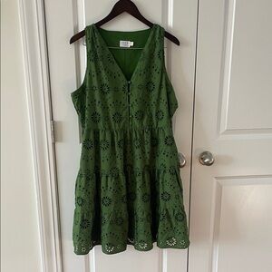NWT Time and Tru Kelly green eyelet sleeveless tiered dress women’s size L